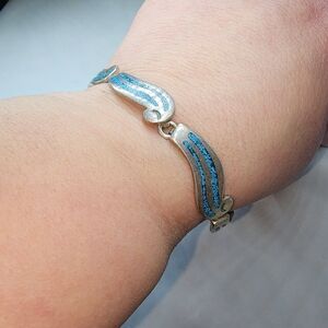 Vintage Mexico 925 Sterling Silver w/Inlay turquoise  Bracelet. Size 7 1/2